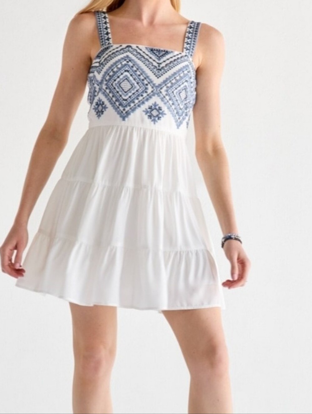🛍Francescas Chrystal Fit & Flare White & Blue Embroidered Mini Dress Womens Med